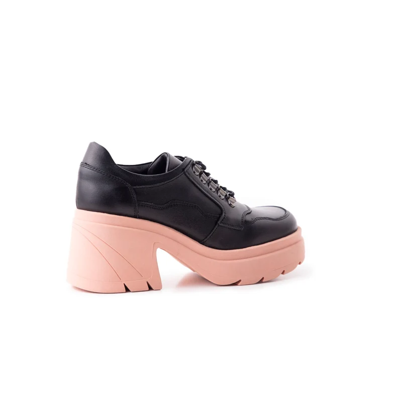 Rowdy Black/Pink Leather