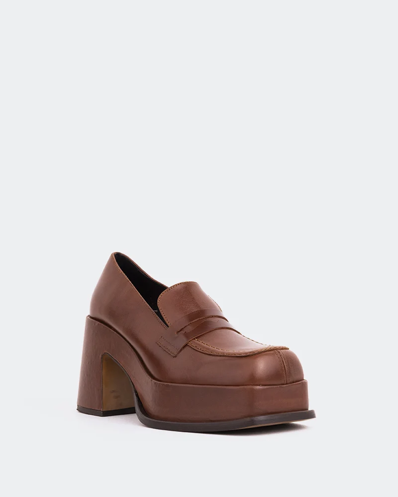 Rochfort Chestnut Leather