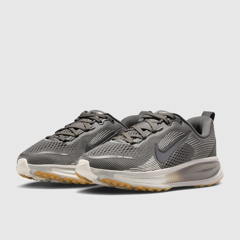 Nike Vomero 18 pour Enfant plus âgé