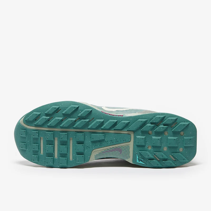 Nike Juniper Trail 3
