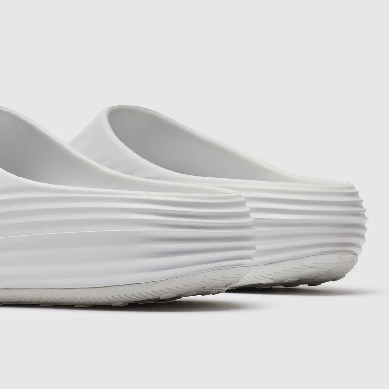 Nike Sportswear ReactX Rejuven8 Slides