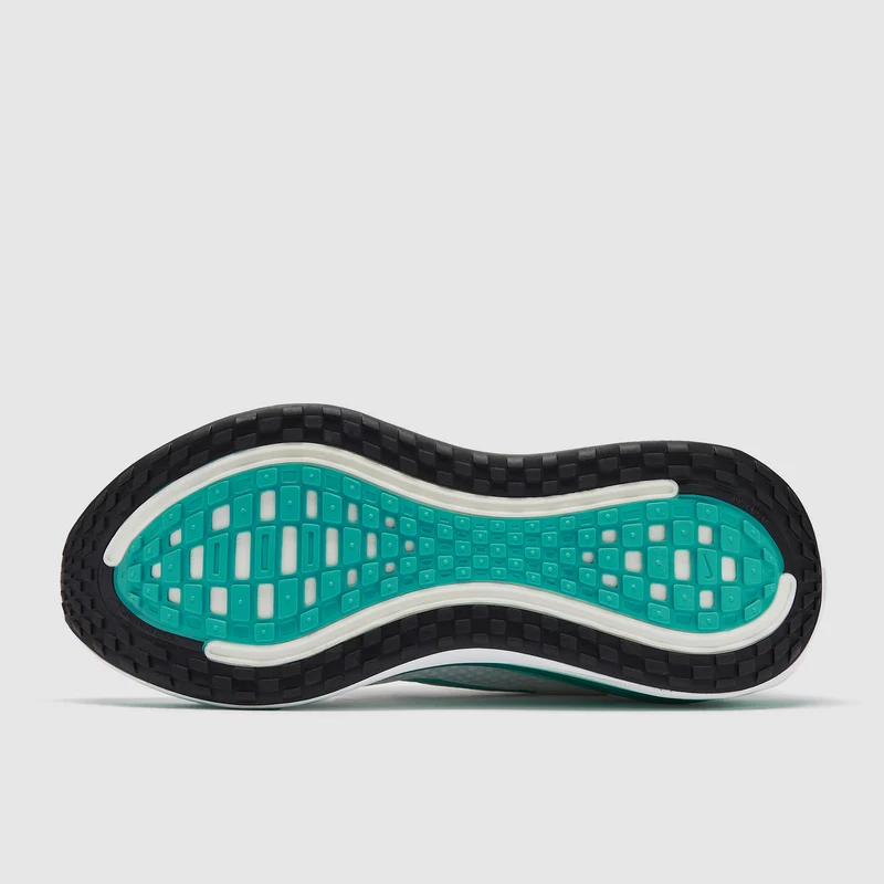 Nike Vomero Plus pour Femme