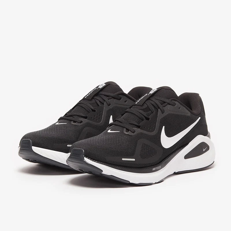 Nike Structure 26