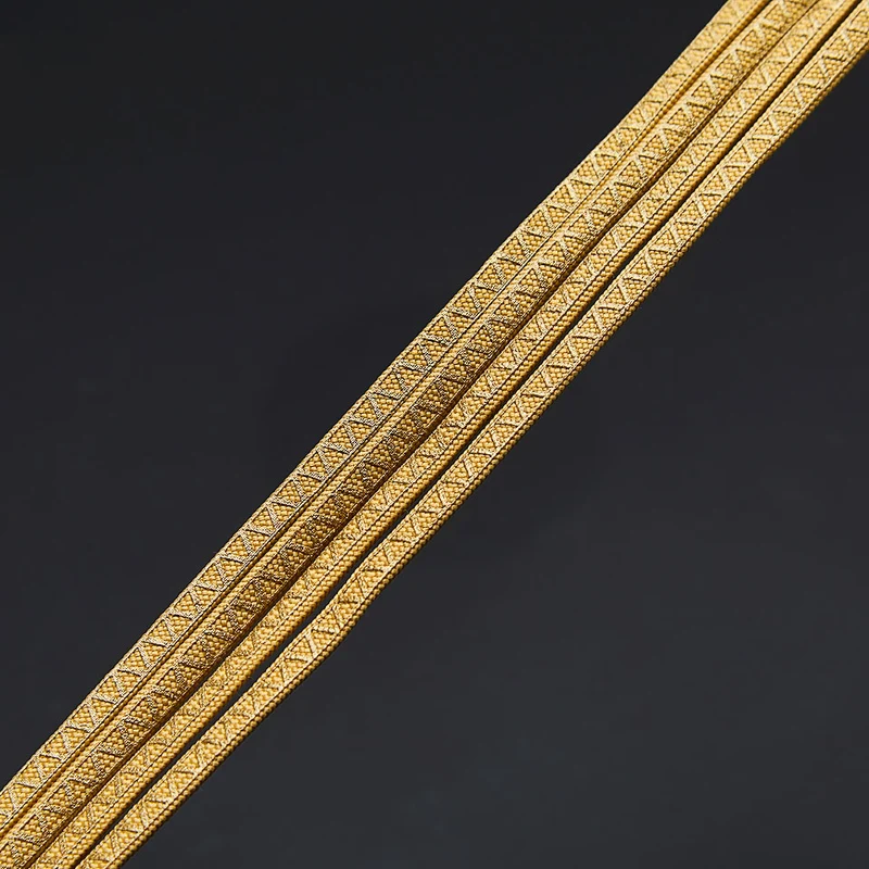 AMO Grip Lace