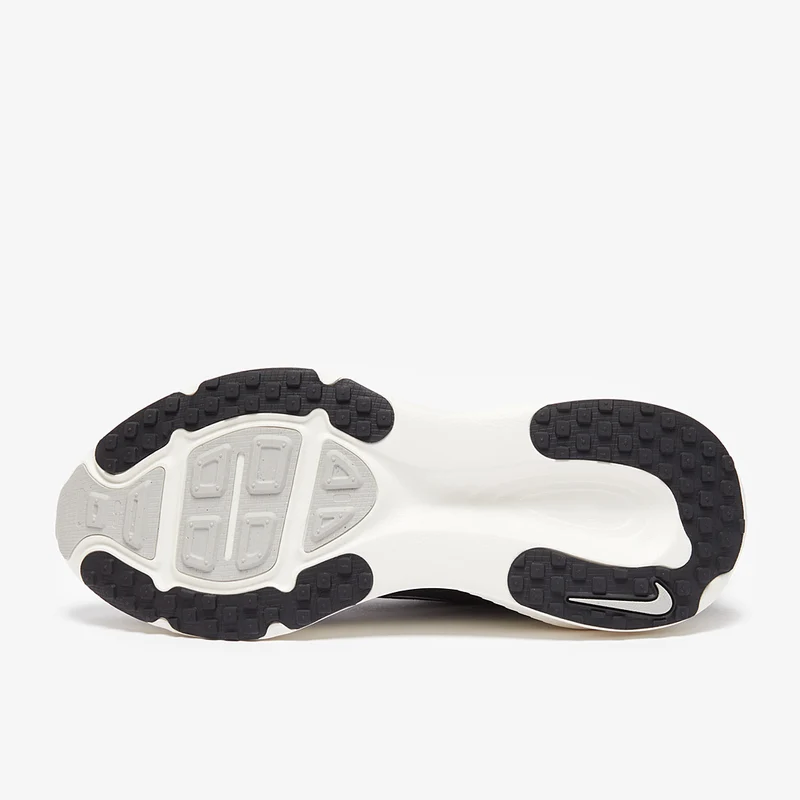 Nike Vomero 18