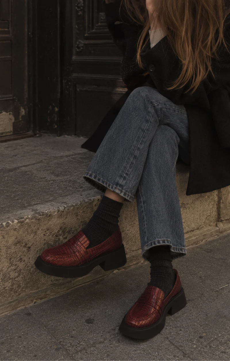 Felix Red Leather