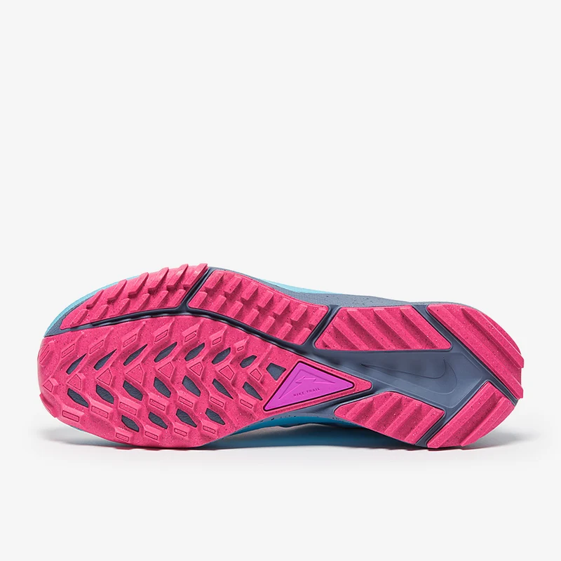 Nike Femme React Pegasus Trail 4 SE