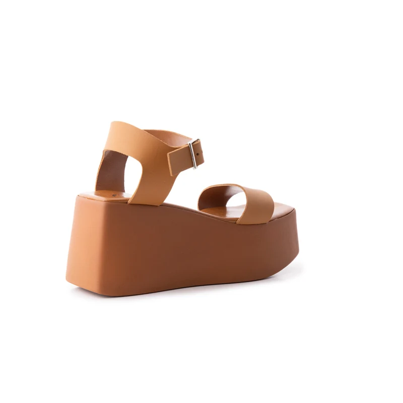 Chaton Tan Leather
