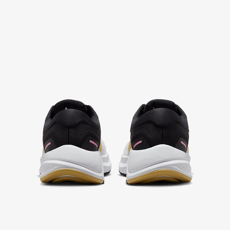 Nike Femme Structure 24