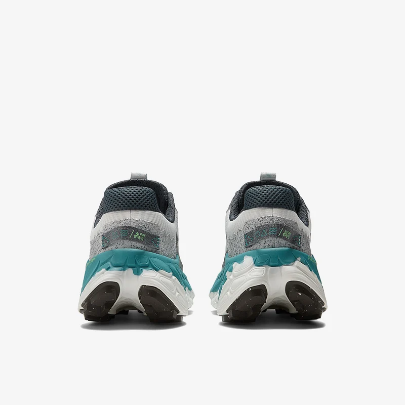 New Balance Femme Fresh Foam More Trail V3