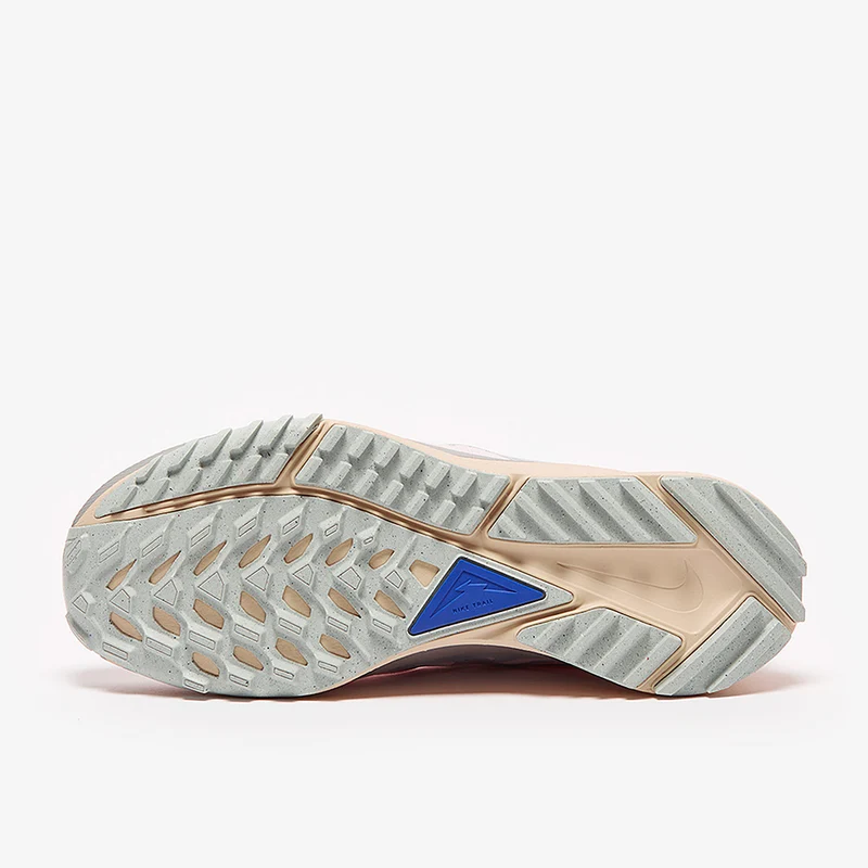 Nike Femme React Pegasus Trail 4