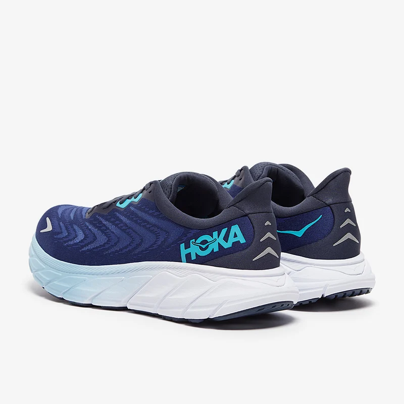 Hoka Arahi 6 - Profondeurs de l'Espace/Bleu Baromètre