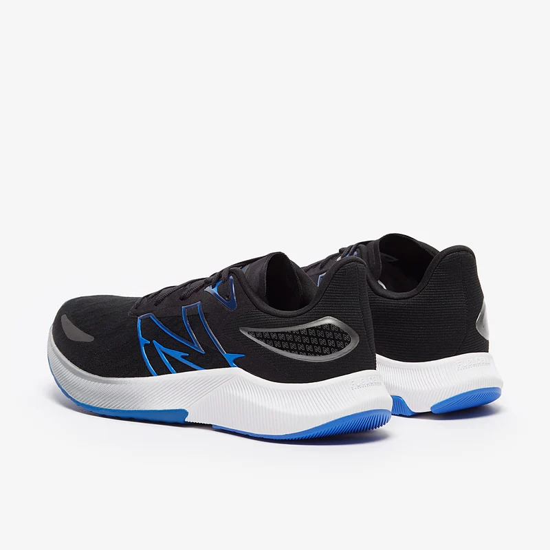 New Balance Propel V3