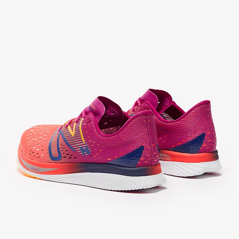 New Balance Super Comp Pacer