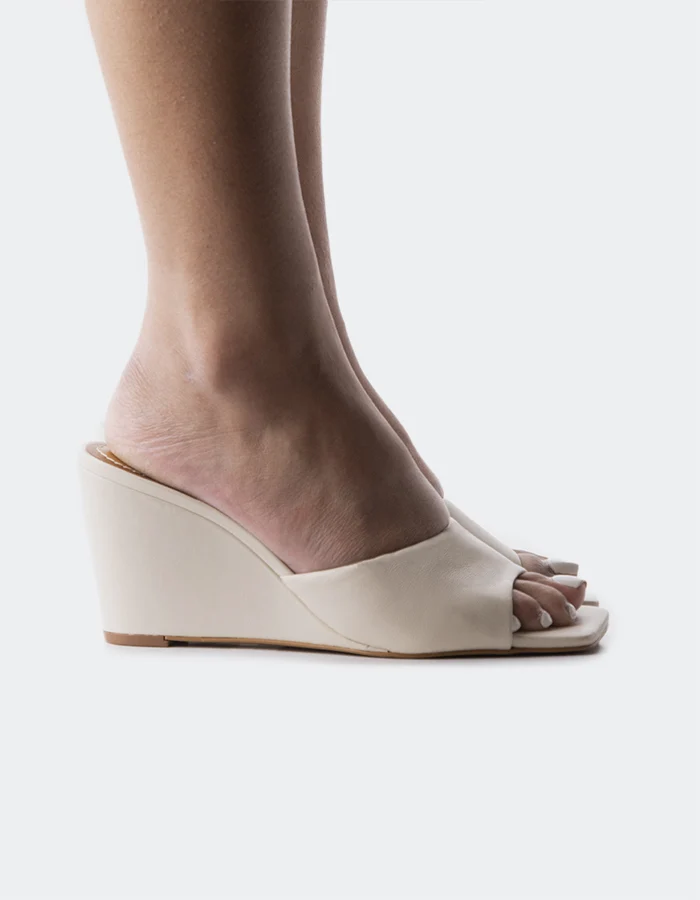Toscana Cream Leather