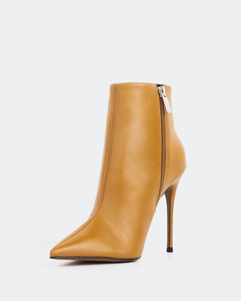 Beauty Camel Leather