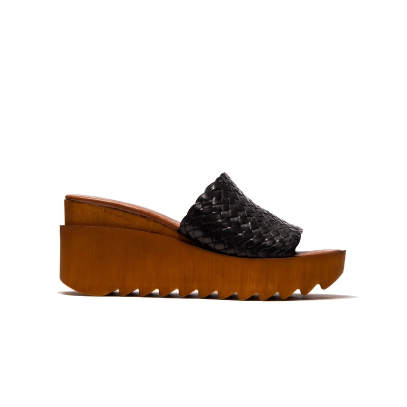 Dulani Black Weave