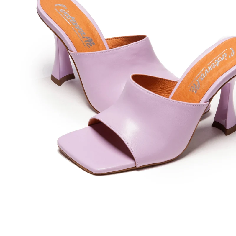 Cythera Lilac Leather