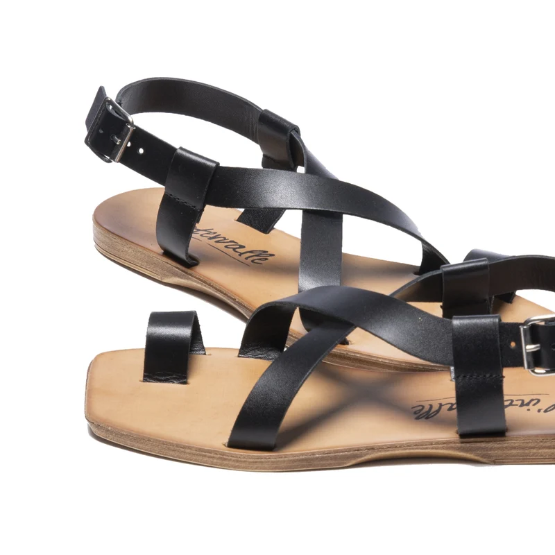 Fola Black Leather