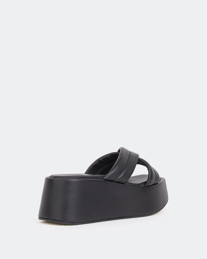 Sacra Black Leather