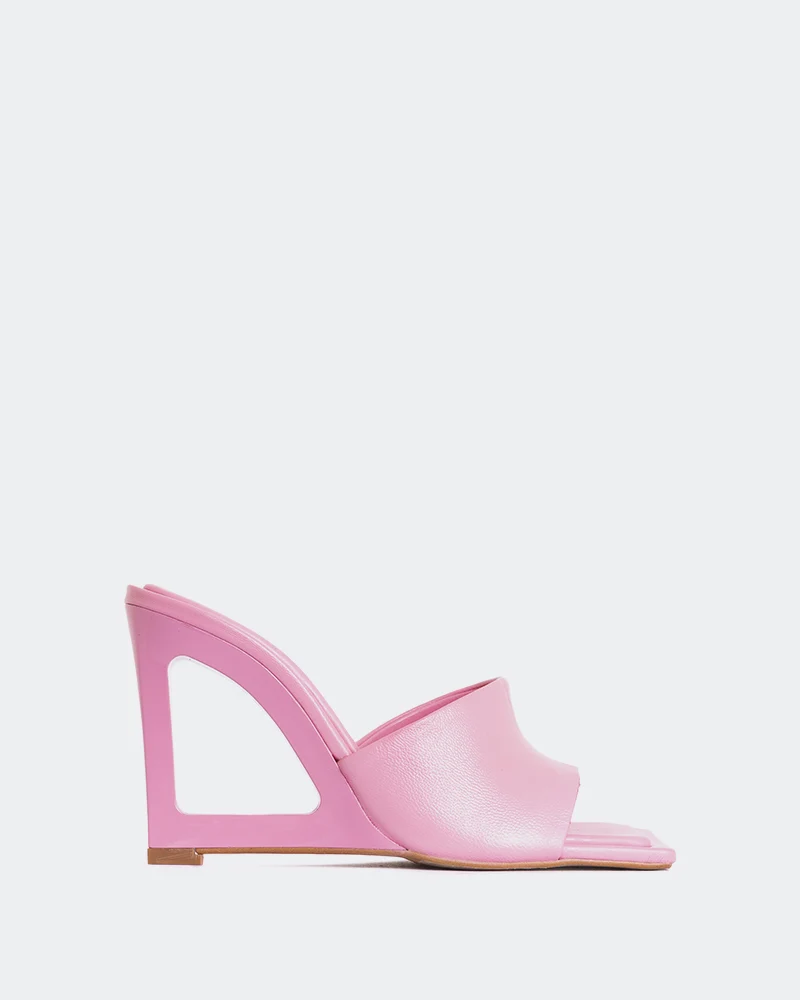 Quini Fuschia Leather
